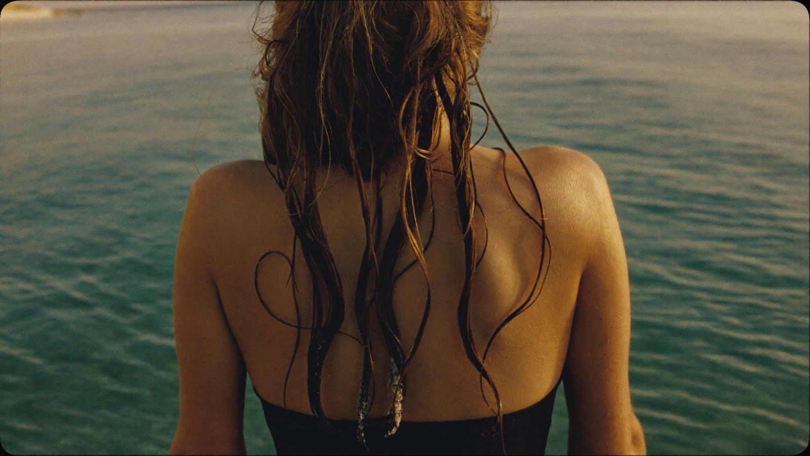 How to Protect Hair from Sun and Salt Water in Phuket