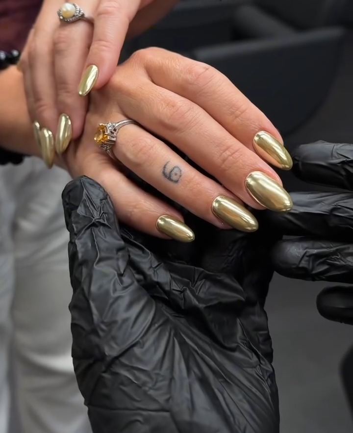 Nail extension